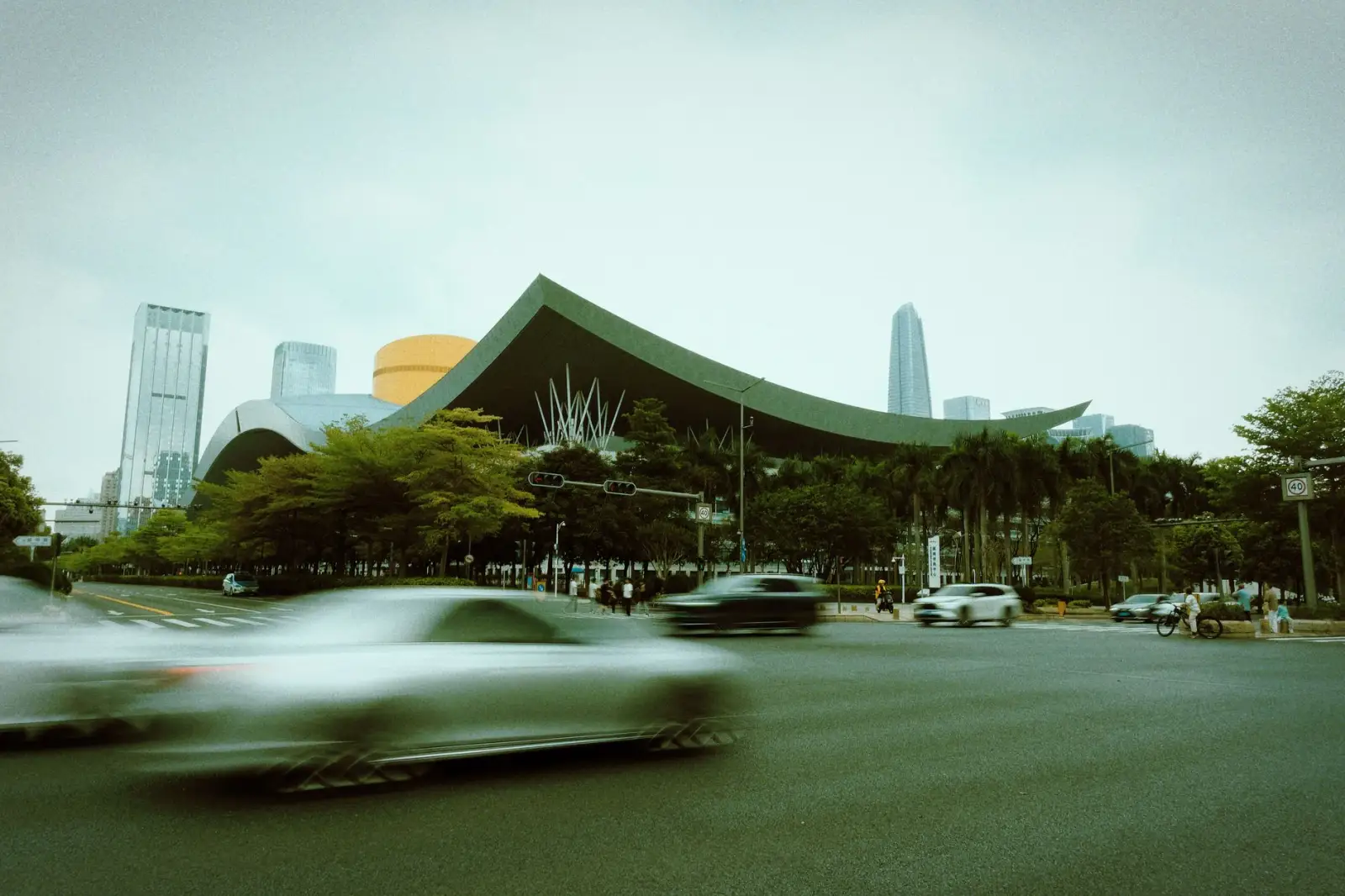南昌泰辉荣科技数据线与充电头产品技术参数解析