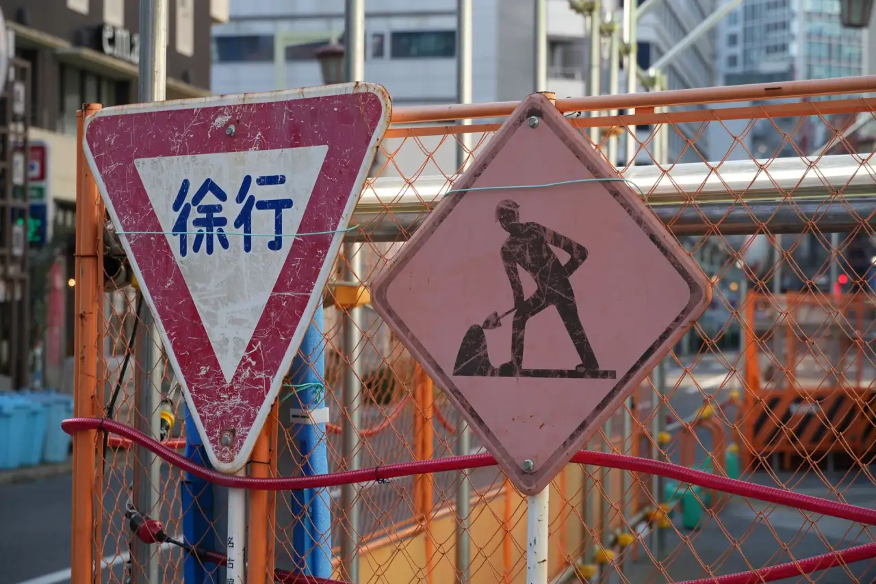 南昌手机配件选购指南：数据线与充电头的匹配要点