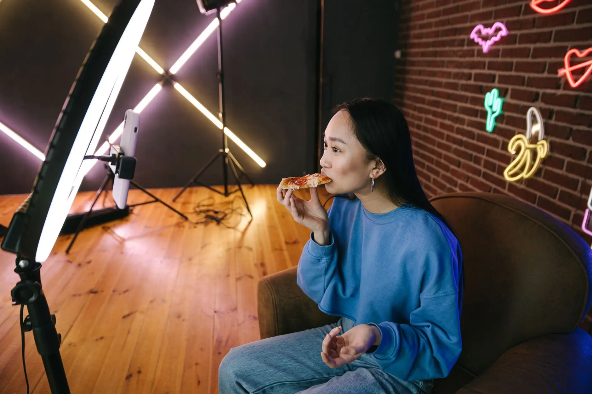 南昌手机配件市场2025年充电头选购趋势分析